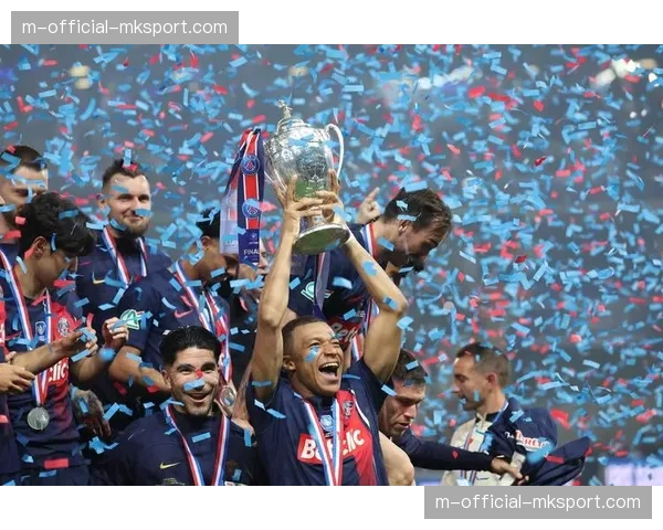 巴黎圣日耳曼迎战马赛，姆巴佩伤愈归队进入大名单